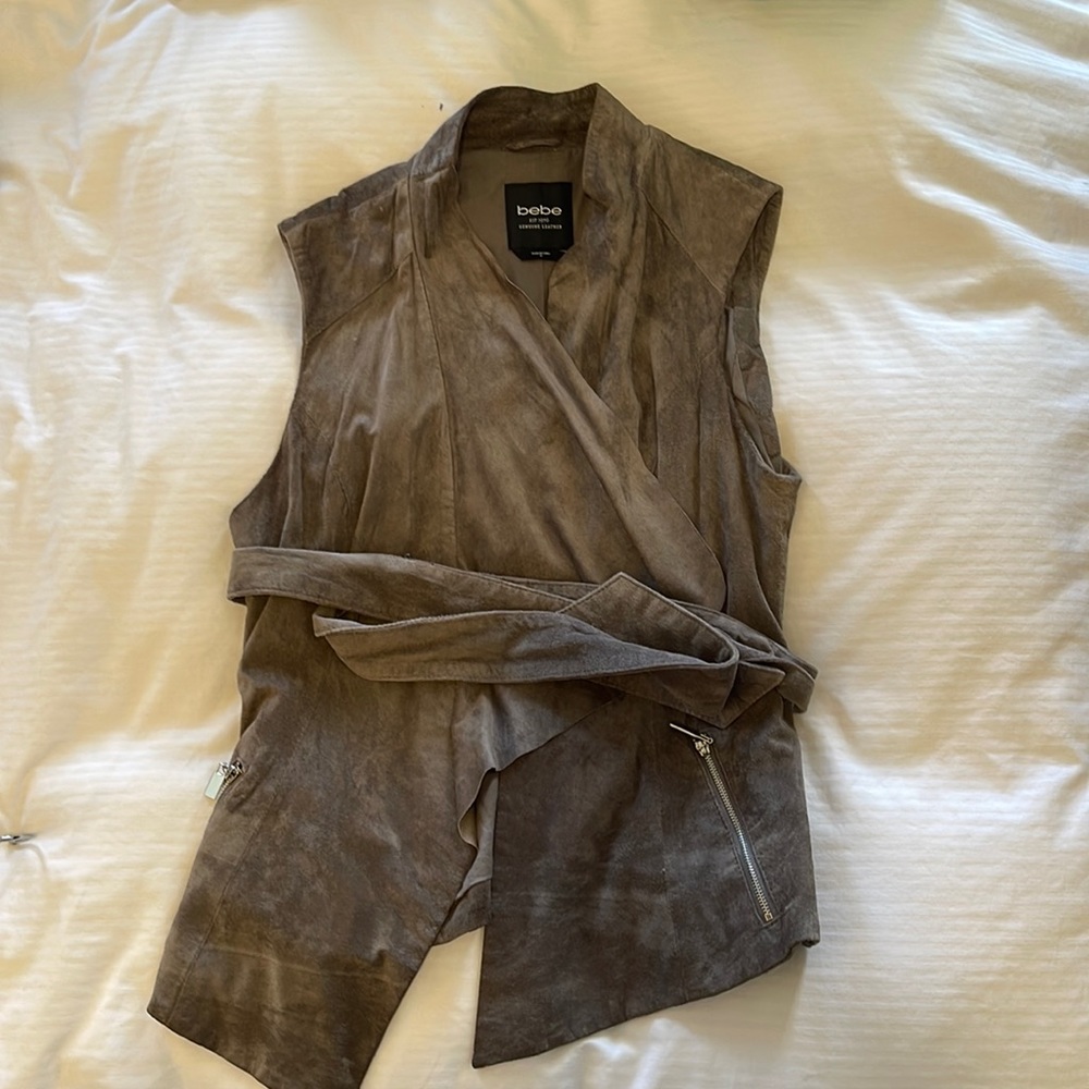 Bebe 100% Suede Vest with Belt
